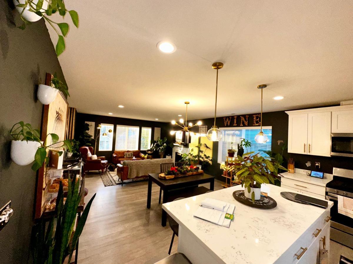 Central Tacoma Homestay With Breakfast Included -Private Room- Exteriör bild